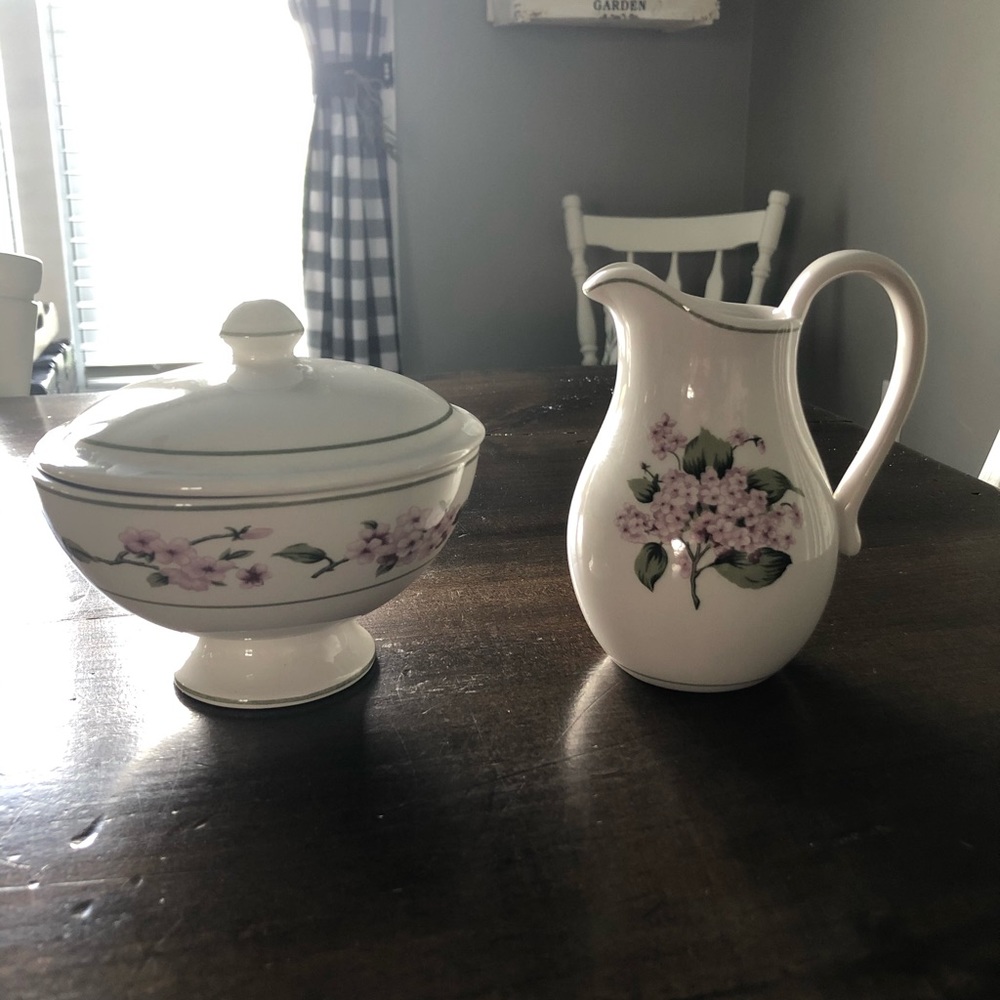 Cream and sugar serve set